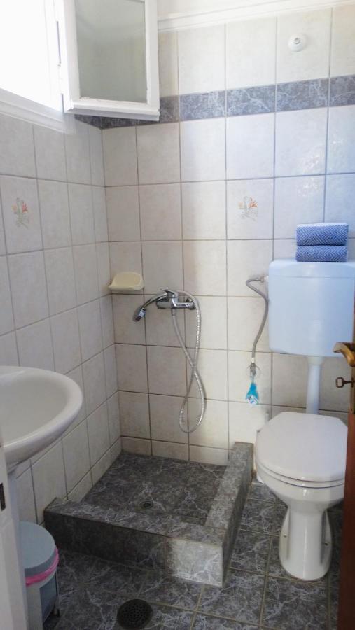 Agrambeli Rooms & Apartments Lefkada City Bagian luar foto
