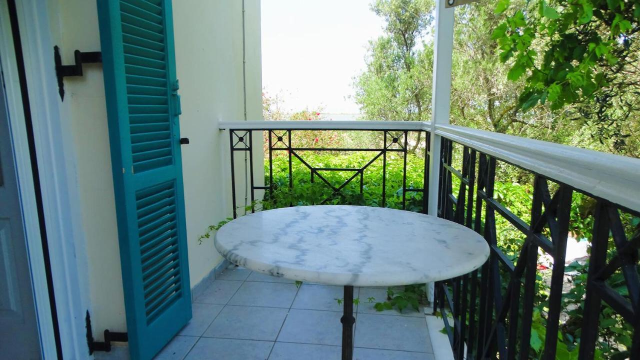 Agrambeli Rooms & Apartments Lefkada City Bagian luar foto
