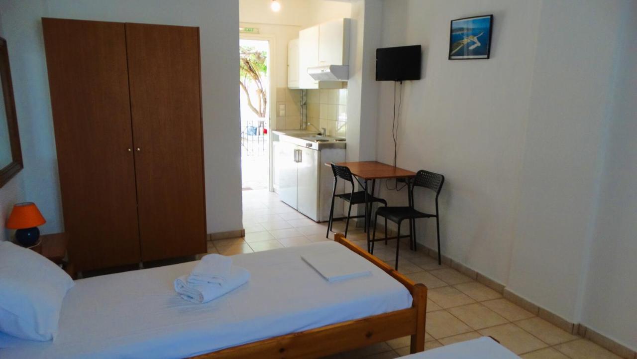 Agrambeli Rooms & Apartments Lefkada City Bagian luar foto