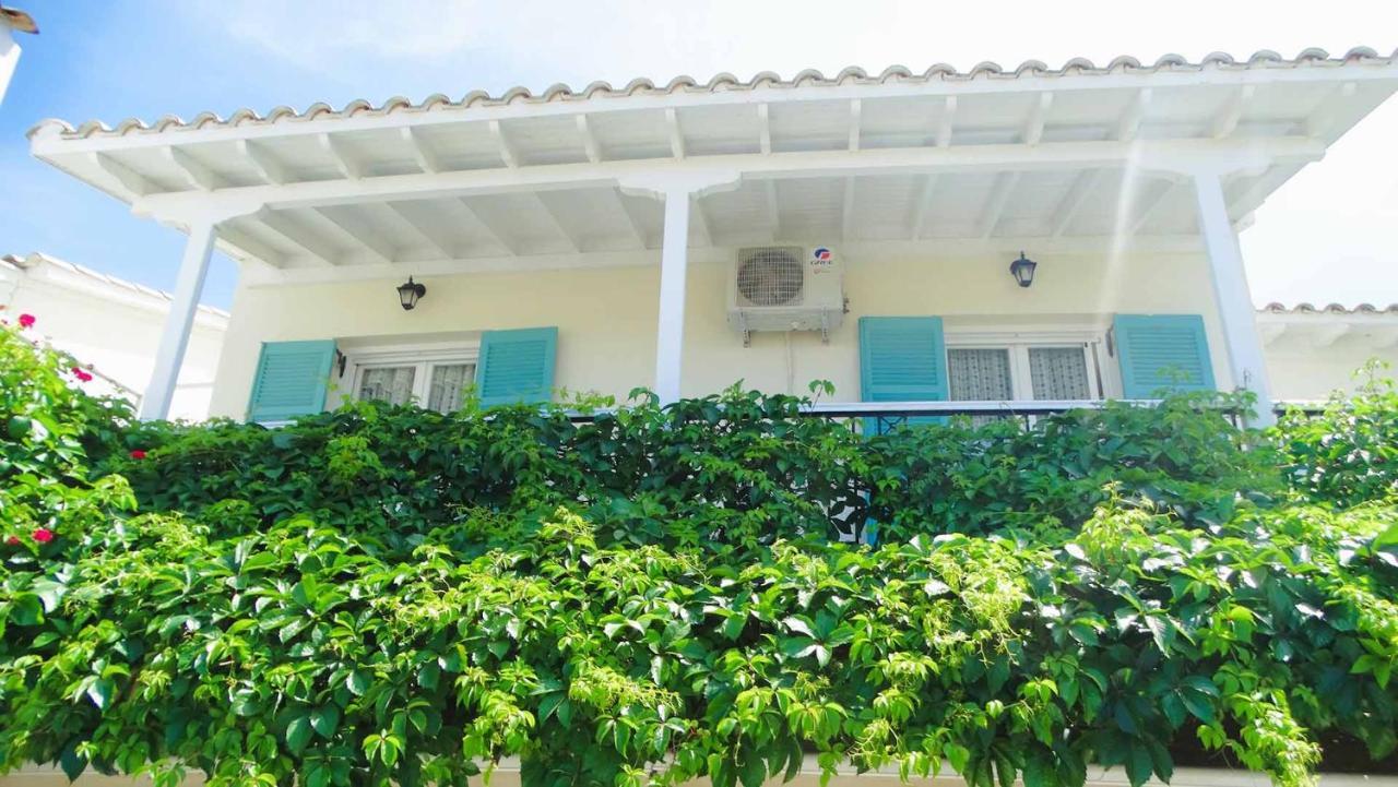 Agrambeli Rooms & Apartments Lefkada City Bagian luar foto