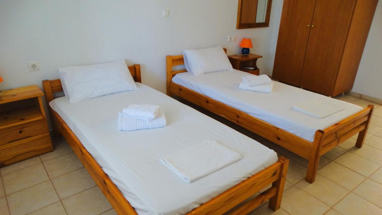 Agrambeli Rooms & Apartments Lefkada City Bagian luar foto