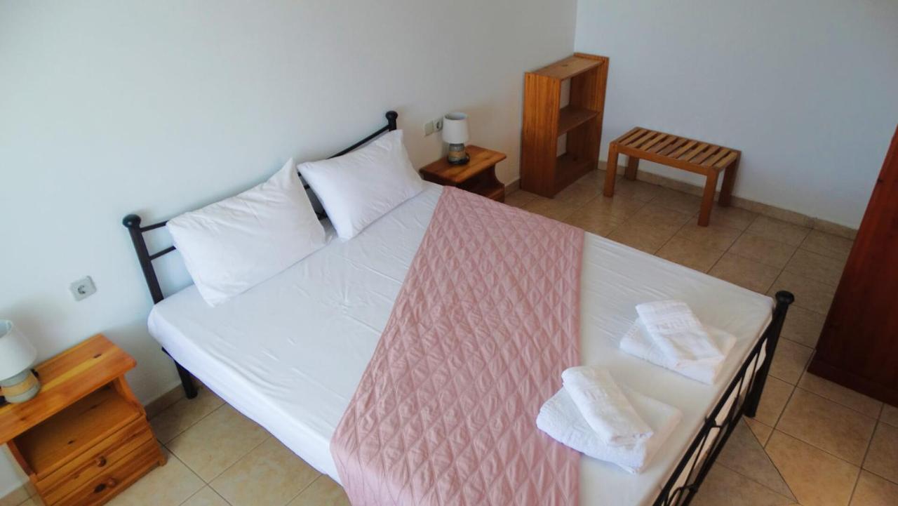 Agrambeli Rooms & Apartments Lefkada City Bagian luar foto